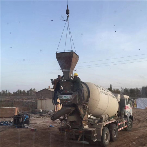 会宁县“精准瞄准”—— 吊车的 “定位导航” 技术